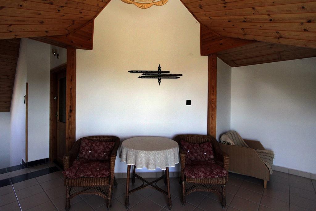 Voeroesko Apartmanhaz Révfülöp Exteriör bild